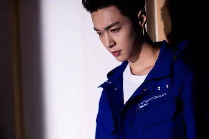 张艺兴视频,光影交织，演绎青春旋律