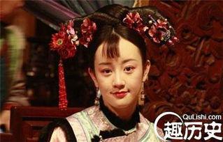 皇上扒妃子的衣服视频